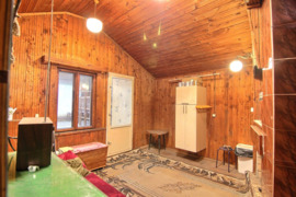 Parduodamas labai pigiai mūrinis sodo namelis