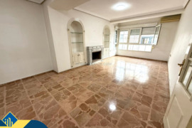 Apartamentas skirtas renovacijai, Alicante provincijoje, Torrevieja mieste. 6 kambariai | 240 m² | 3