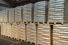 Briketai 189eur, granules 215eur tel.