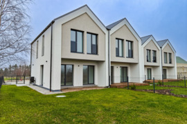 Palangoje parduodamas naujas A++ klasės 4 kambarių namas