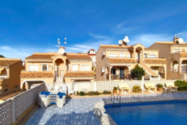 Antro aukšto apartamentai su stogo terasa