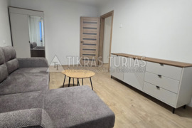 Parduodamas 1 kamb. butas su BALKONU Statybininkų pr., 33 kv. m., 9/8a.