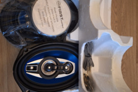 Koloneles.  Kolonėlės, garsiakalbiai