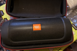 JBL CHARGE 2+  Kolonėlės, garsiakalbiai