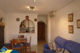Apartamentas su terasa, Alicante provincijoje, Torrevieja mieste. 3 kambariai | 69 m² | 500 metrų ik