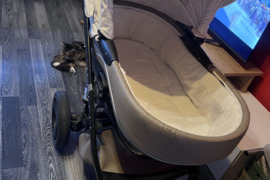 Vaikiškas vežimėlis Milli 2in1 + autokėdutė Press (0–10 kg)