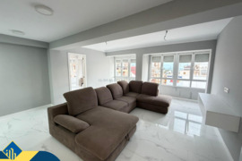 Apartamentas su terasa, Alicante provincijoje, Torrevieja mieste, Playa del Cura rajone. 4 kambariai