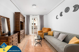 Apartamentas su terasa, Alicante provincijoje, Torrevieja mieste, Playa del Cura rajone. 4 kambariai