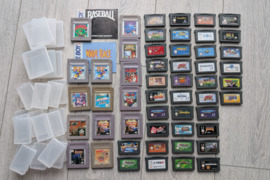 45vnt GameBoy / Game Boy Advance žaidimų disketes
