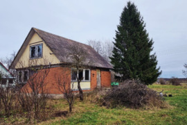 NAMAS SU ŪKINIU PASTATU BIRŽŲ R.