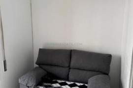 Studija su bendru baseinu, Alicante provincijoje, Torrevieja mieste, Playa de los Locos rajone. 1 ka