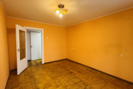 2 kambarių butas Akademijoje, Kėdainių r. 2 aukste.