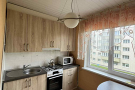 4 kamb. butas Plungės r. sav., Plungė, V. Mačernio g.