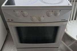 Gorenje elektrinė viryklė su elektrine orkaite, stiklo keraminis paviršius, tvarkinga, galiu atvezti