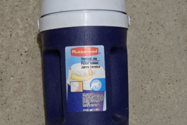 Rubbermaid 1,89l talpos plastikinis termosas (JAV)