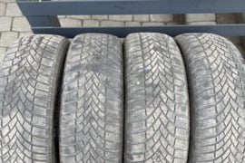 Žieminės Bridgestone Blizzak LM005 2023  215/65 R17