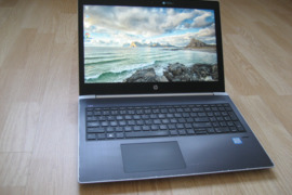 HP 450 G5 i3-7200U/ 256GB/ 8GB/ 3 val/ tik 100 eur