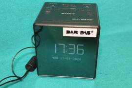 SONY MODEL NO.XDR-CiDBP DAB/FM CLOCK RADIO