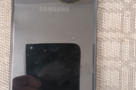 Samsung J4+