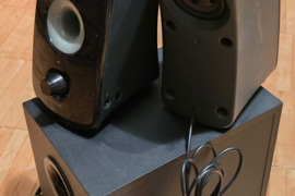 Logitech Z323 garsiakalbiai 2.1  Kolonėlės, garsiakalbiai