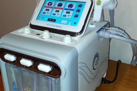 Daugiafunkcinis odos priežiūros įrenginys 6in1