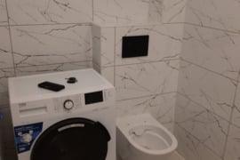 Remonto darbai viduje ir išorėje.