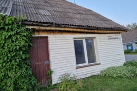 Parduodama namo dalis su namų valdos žeme
