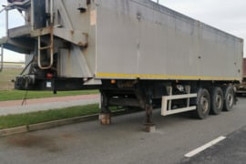 Vilkikas ir priekabos