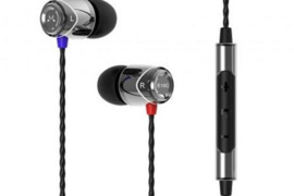 SoundMAGIC E10C In Ear garsus pašalinius izoliuojančios ausinės su mikrofono ir valdymu nuo laido