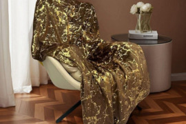  Prabangus marmuro rašto pledas – elegancija ir jaukumas jūsų namams 