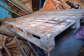 Didelės medinės paletės 1,15x1,50m