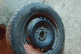 AUDI atsarginis ratas: 195/65 R15 M+S