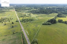 Zdoniškių k., Molėtų raj., parduodami du 10,1491 ha bendro ploto žemės ūkio paskirties sklypai.