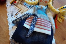 Lininė lėlė