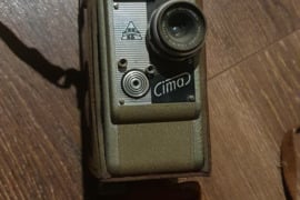 Antikvarinė kino kamera „Cima D8“ (8 mm)