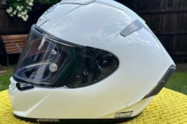 Shoei X-Spirit III 3, Šalmai