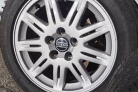 Volvo Ratai (diskai ir padangos)
