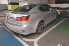 Parduodamas Lexus IS 220d  su defektais