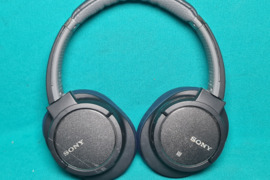 Sony MDR-ZX770BN  Ausinės