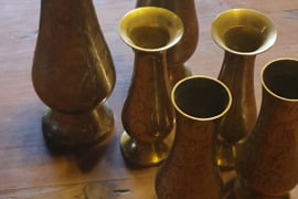 6 Indiskos žalvarinės vazelės