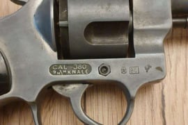 Dujinis revolveris me jaguar 80,  9mm