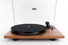 Pro-Ject E1 Patefonas  Kita
