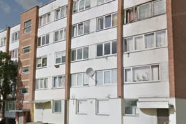 Bendrabucio tipo butas Radviliškyje.