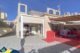 Vila su terasa, Alicante provincijoje, Torrevieja mieste, Torreta rajone. 2 kambariai | 66 m² | 3.7 