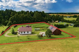 Sodyba Plungės raj. Pakerų km.