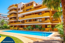 Apartamentas su bendru baseinu, Alicante provincijoje, Torrevieja mieste, Los Balcones rajone. 3 kam