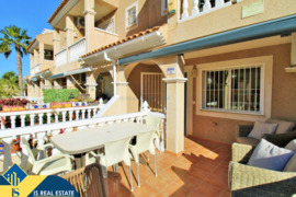 Vila su bendru baseinu, Alicante provincijoje, Orihuela Costa mieste. 4 kambariai | 146 m² | 250 met