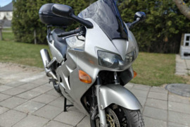Honda VFR, Kelioninis motociklas