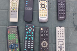 Televizorių ir kitų įrenginių pulteliai,pultai, pultas Fysher URC22B Key digital Openbox Tevion Tekn