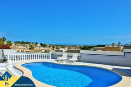 Vila su privačiu baseinu, Alicante provincijoje, Orihuela Costa mieste. 4 kambariai | 158 m² | 3 kil